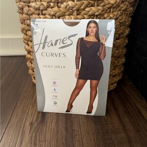 Hanes Curves Women's Plus Silky Sheer Control-Top Pantyhose Barely There 3X/4X